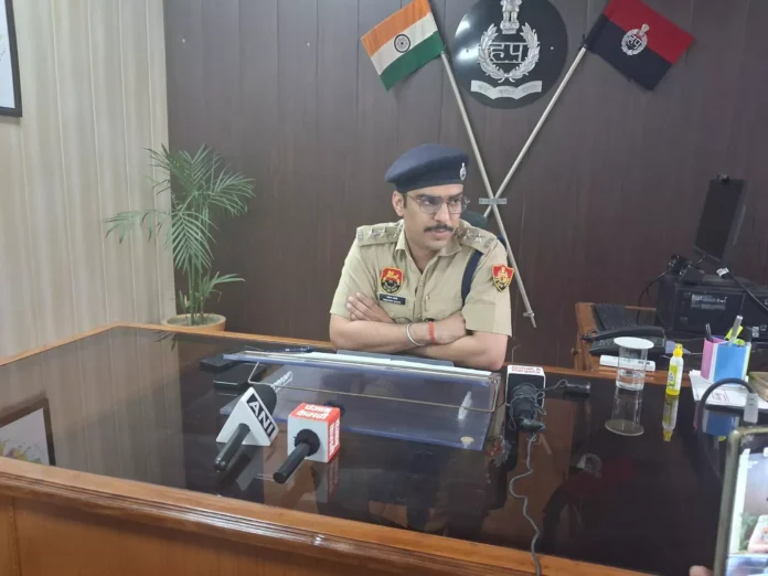 Man Murdered in Nandgarh Body Hidden Inside Bed