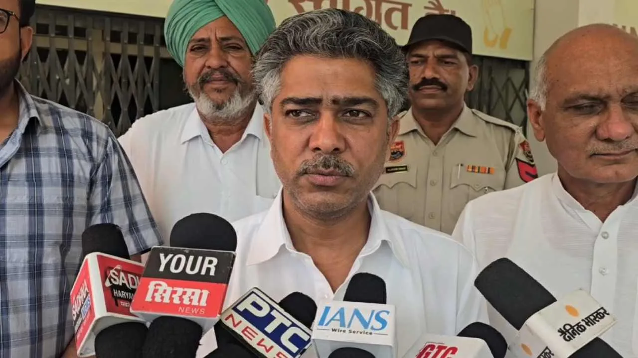 आदित्य देवीलाल ने सीएम सैनी पर तंज 89004